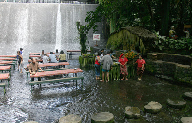 Waterfalls Restaurant Villa Escudero San Pablo City