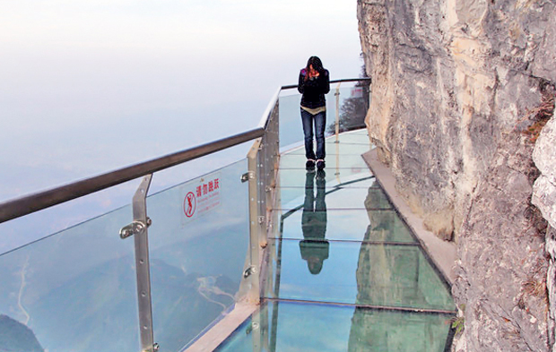 skywalk-tianmen-mountain